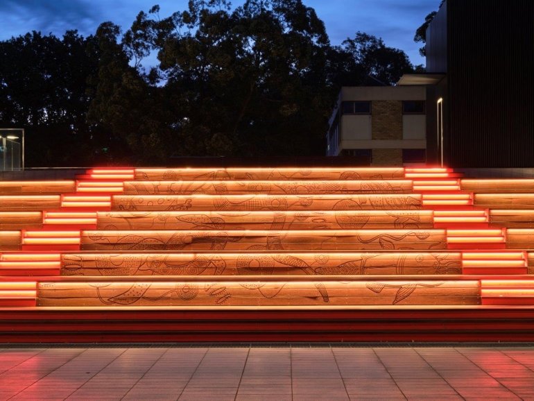 Alumni Park steps